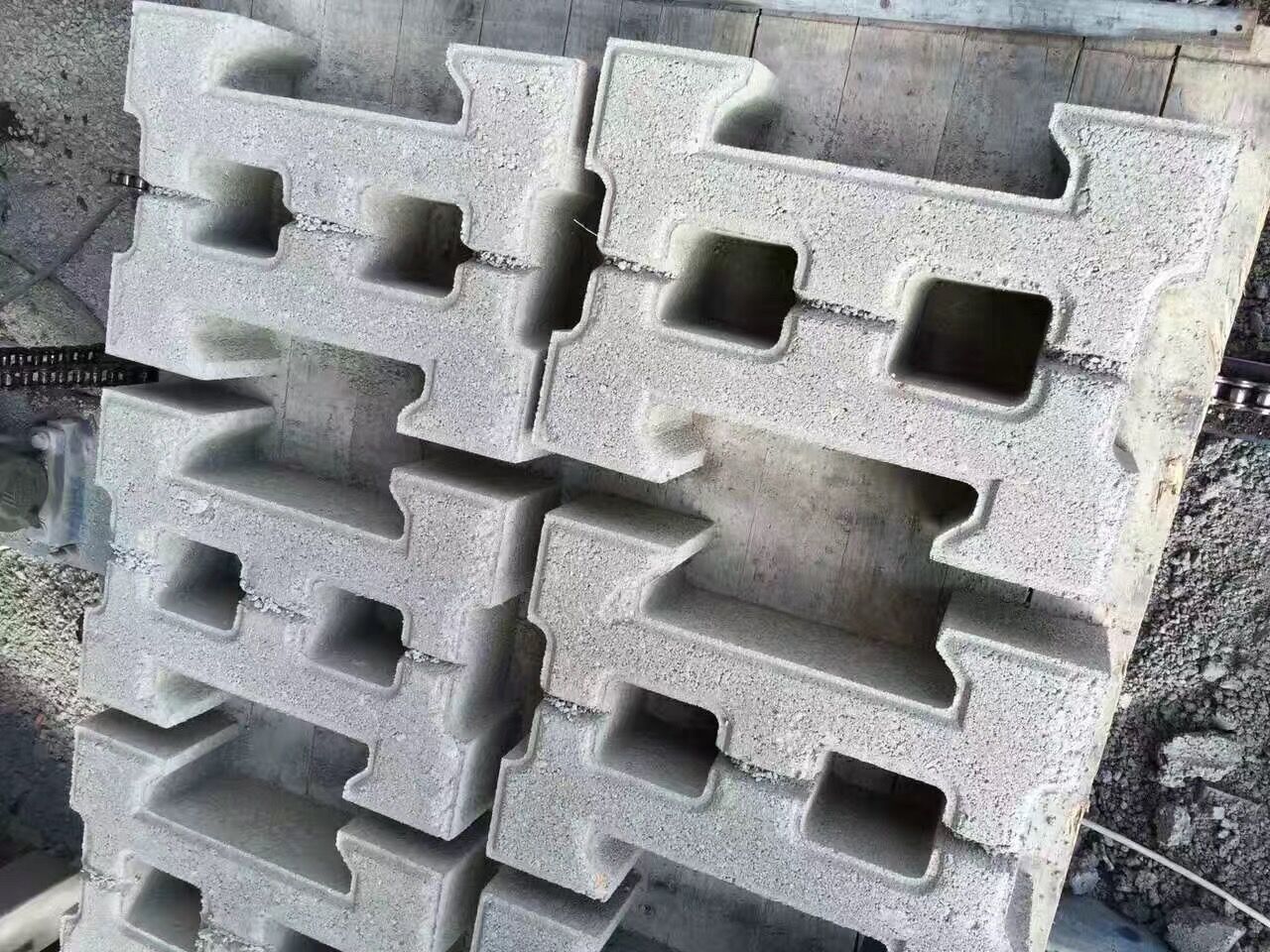 Pagbutihin ang Iyong Kahusayan sa Konstruksyon gamit ang Interlocking Block Machine: Isang Game-Changer sa Building Construction