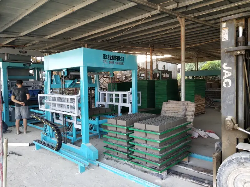 Lahat ng Kailangan Mong Malaman Tungkol sa Mga Cement Block Machine