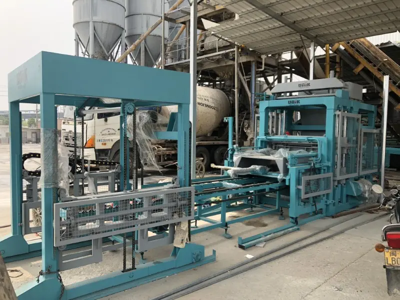 Ang Epekto ng Cement Block Machine sa Industriya ng Konstruksyon